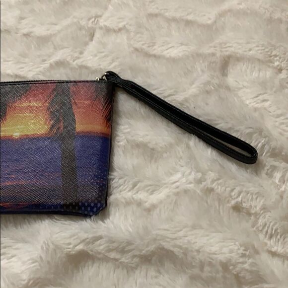 ( Wristlet wallet) from Hawaii - Picture 3 of 5
